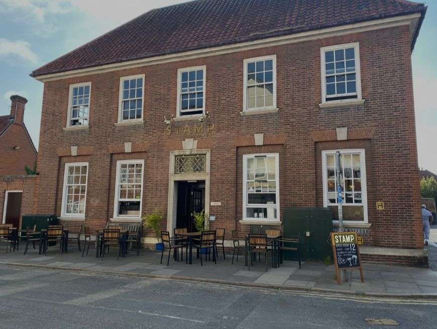 Stamp Pizza and Bar